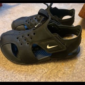 Toddler boy Nike sandals